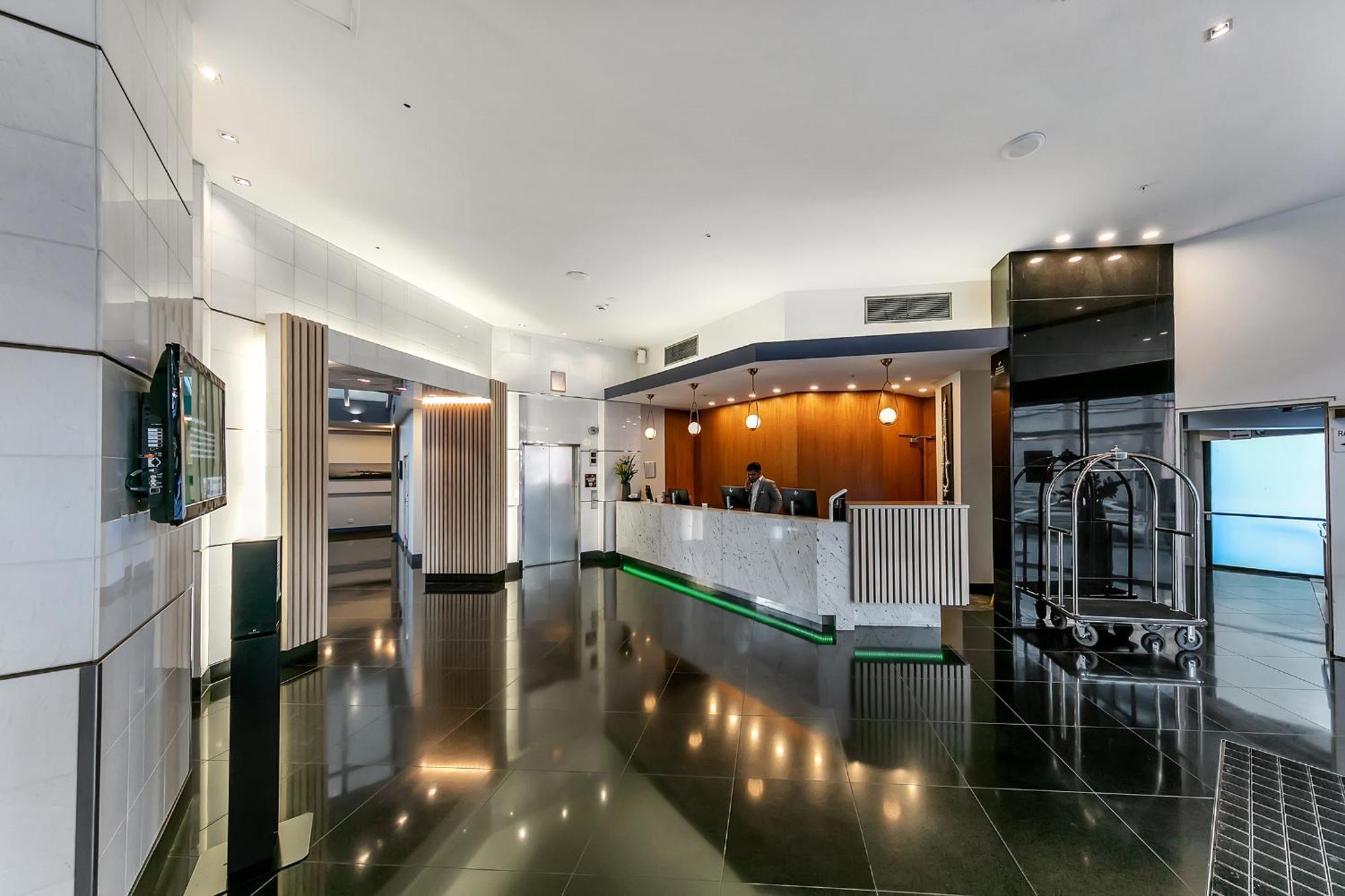 Exquisite Sun Soaked Corner Apartment Окленд Екстер'єр фото